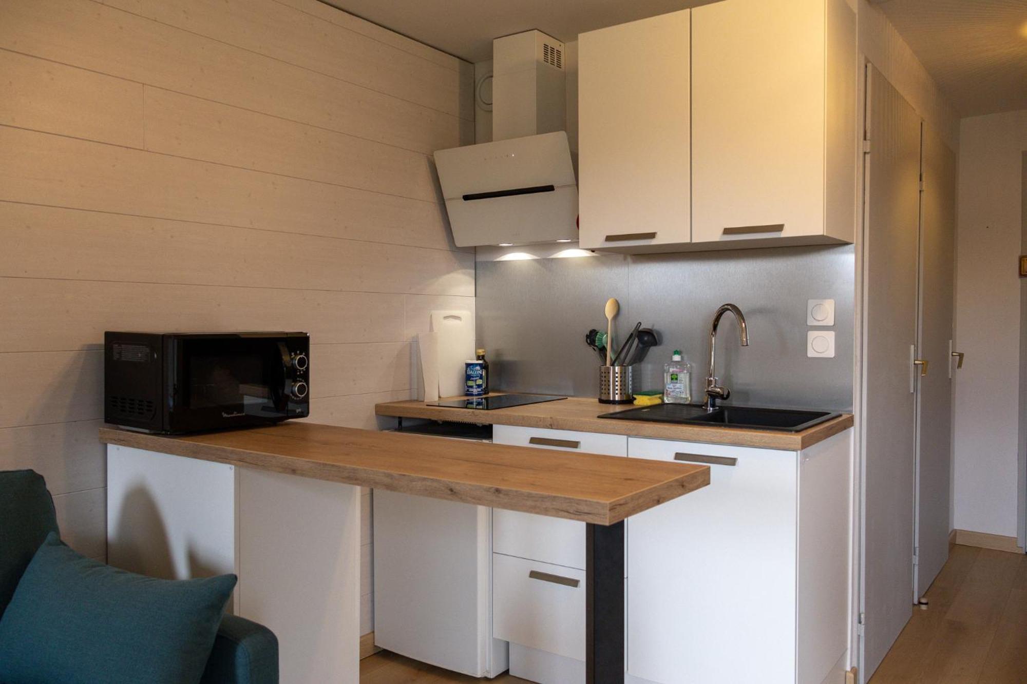 Chaleureux Appartement Avec Balcon Au Coeur Des Rousses เลรูส ภายนอก รูปภาพ